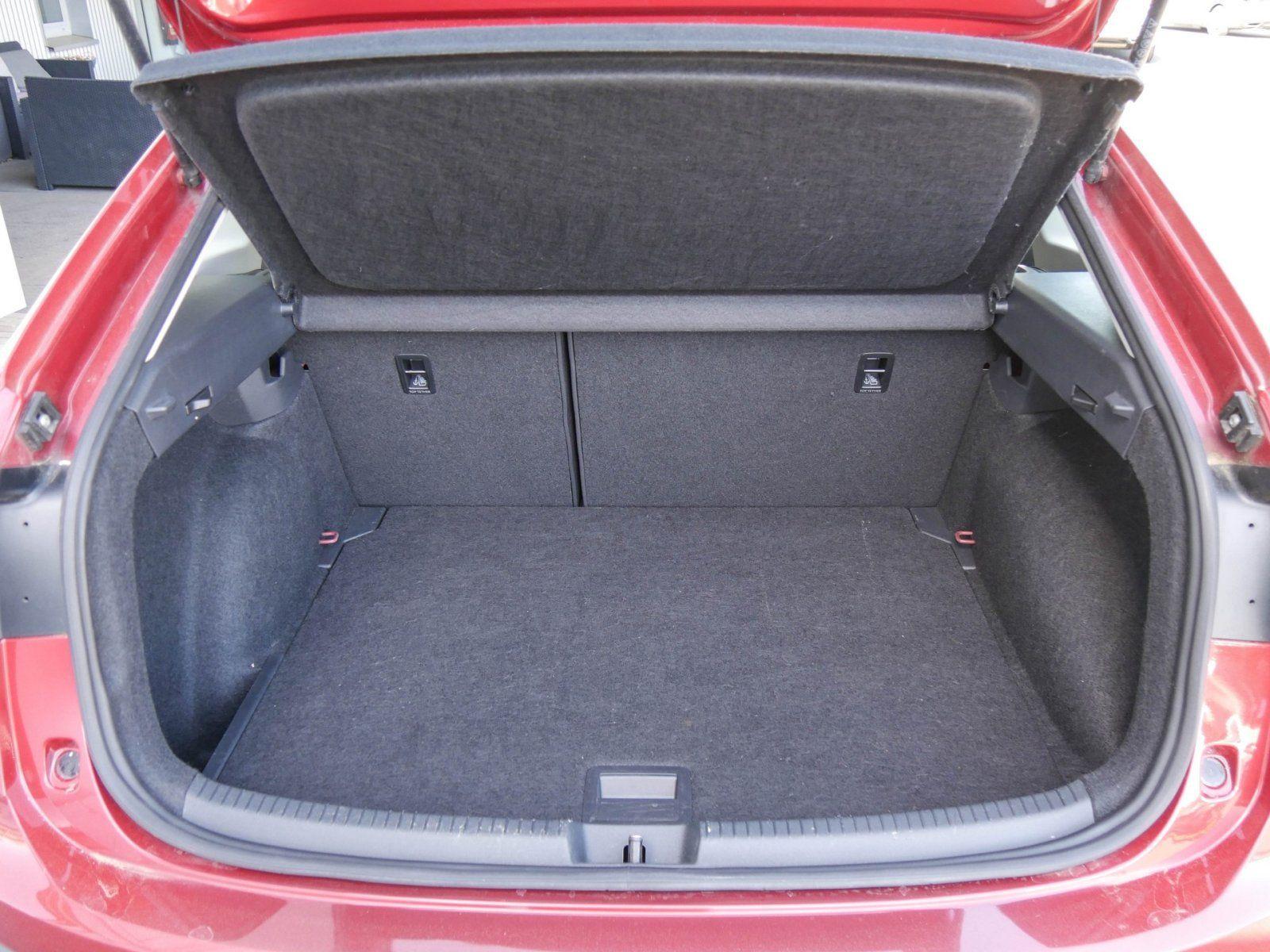 Volkswagen Taigo 1.0 TSI LED DAB+ Sitzheizung Einparkhilfe
