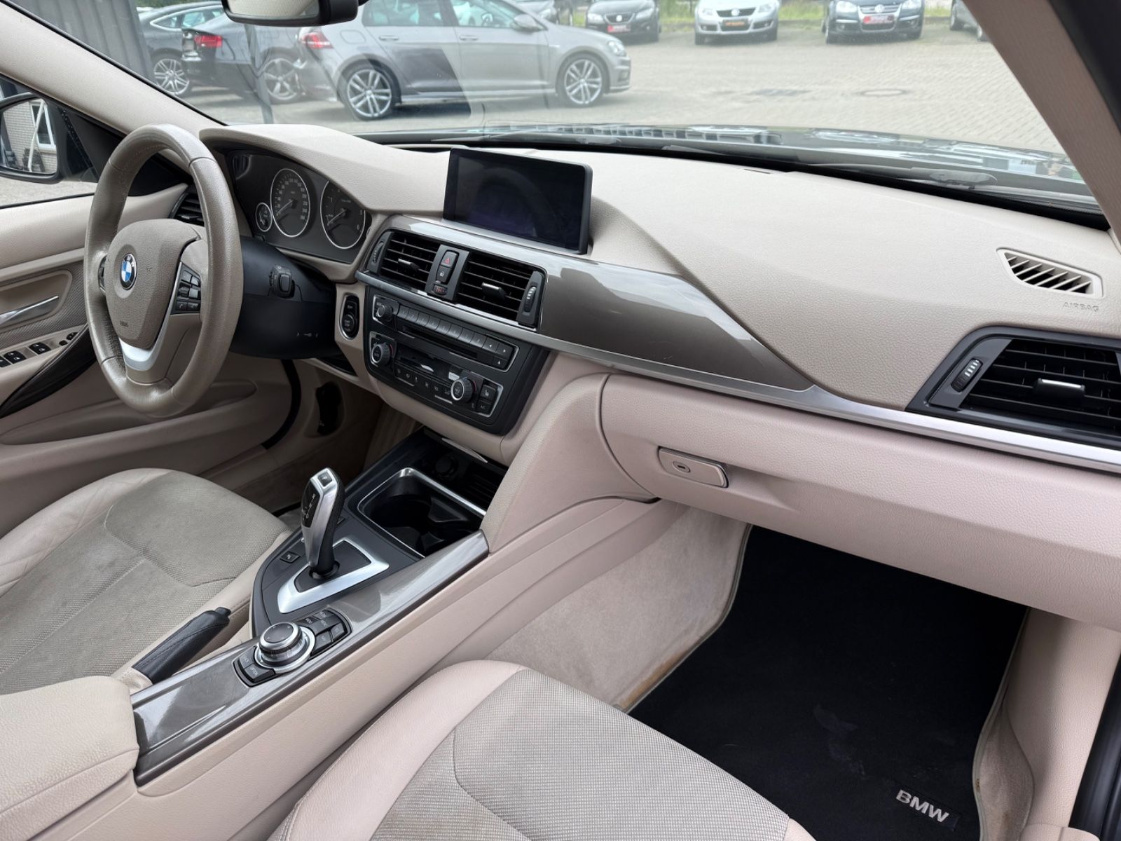 320 3 Touring 320 d xDrive*Aut.*2.HAND*NAVI*4X4*