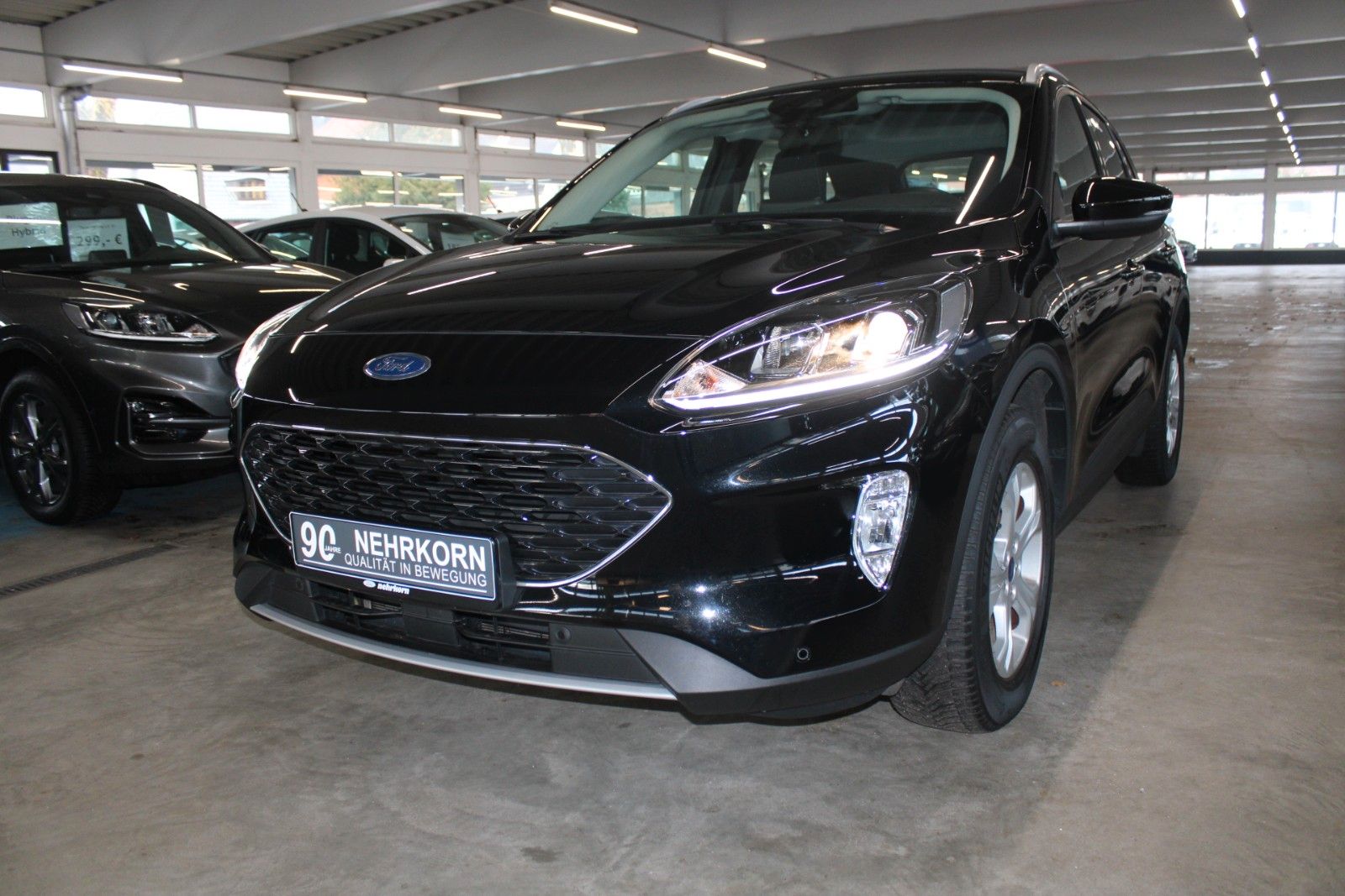 Fahrzeugabbildung Ford Kuga PHEV Aut. Cool&Connect + Winter Paket