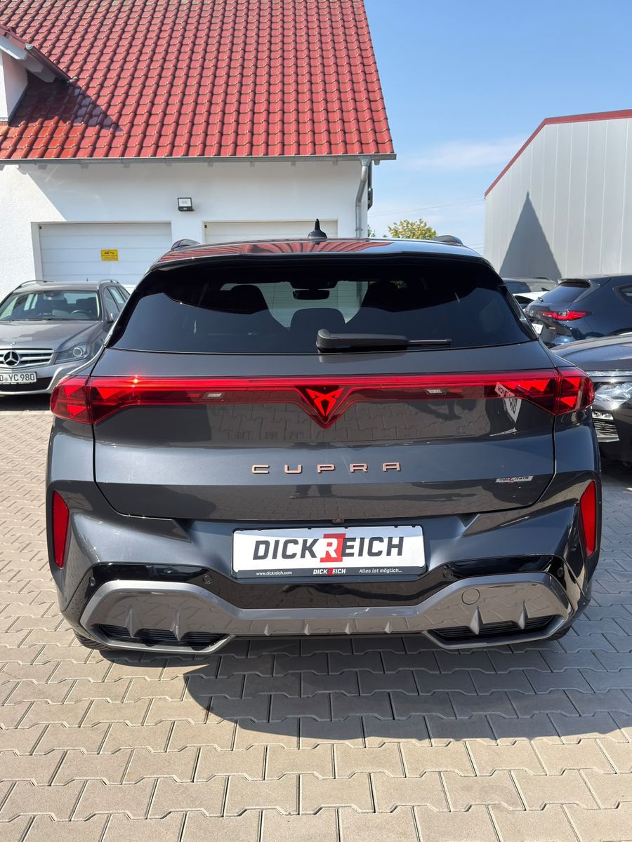 Иллюстрация автомобиля CUPRA Terramar 1.5 eTSIEDGE 360°SENN*19 "MEMORY*LED