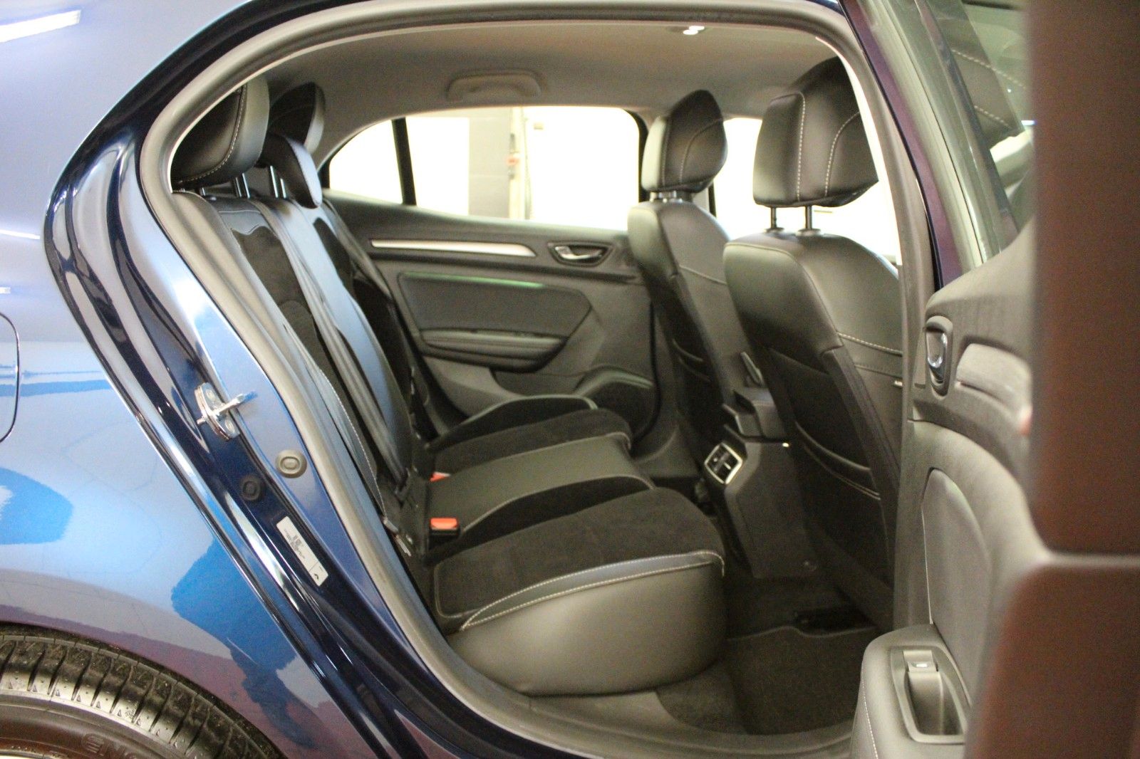 Fahrzeugabbildung Renault Megane ENERGY TCe 130 Intens/*Winterräder