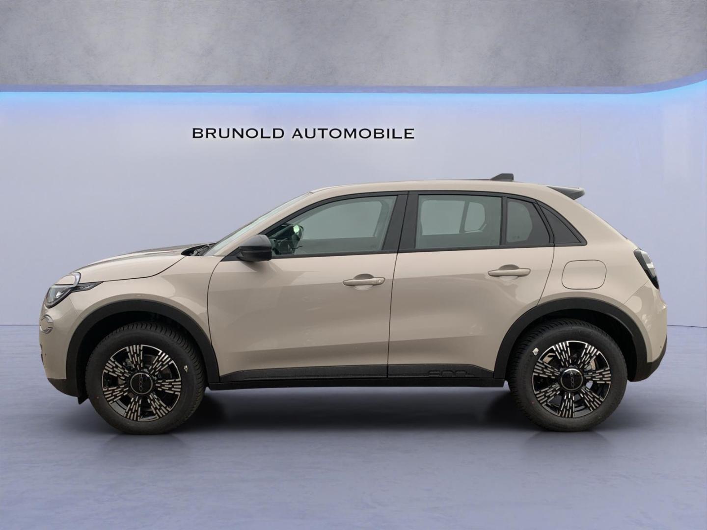 Fiat 600 1.2 Hybrid Business Edition Kamera AppleCarP
