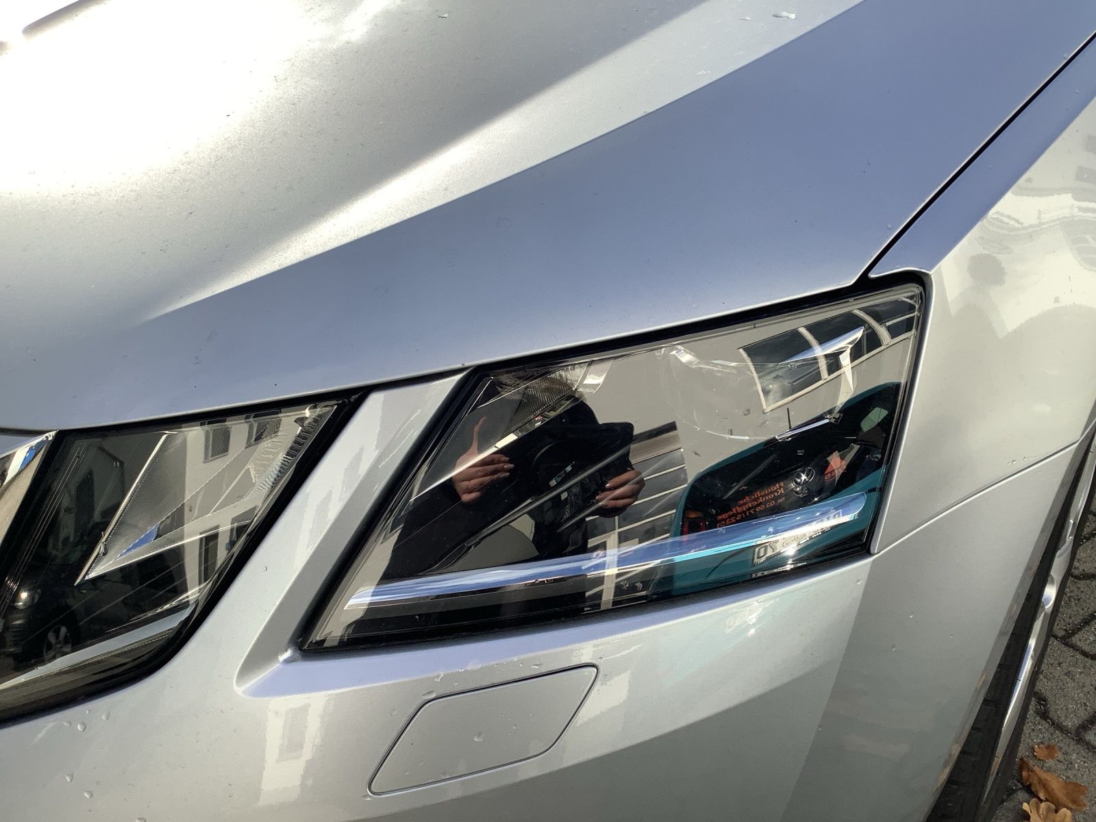 Fahrzeugabbildung SKODA Octavia Combi TSI Style DSG LED Navi GRA PDC SH