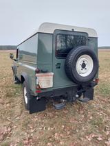 Land Rover Defender 110 Td4 Station Wagon E E - Land Rover Defender: Grün