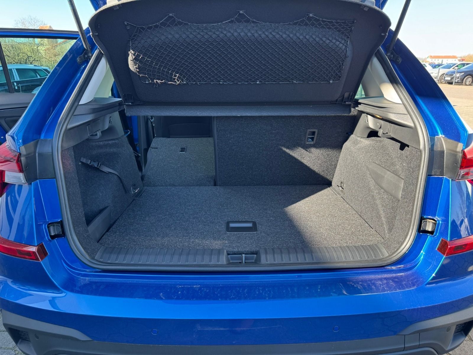Fahrzeugabbildung SKODA Kamiq Selection 1,0 TSI 85 kW 7-Gang-DSG