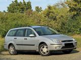 Ford Focus Focus Turnier Ambiente guter Zustand - Ford Focus aus 2003: Kombi