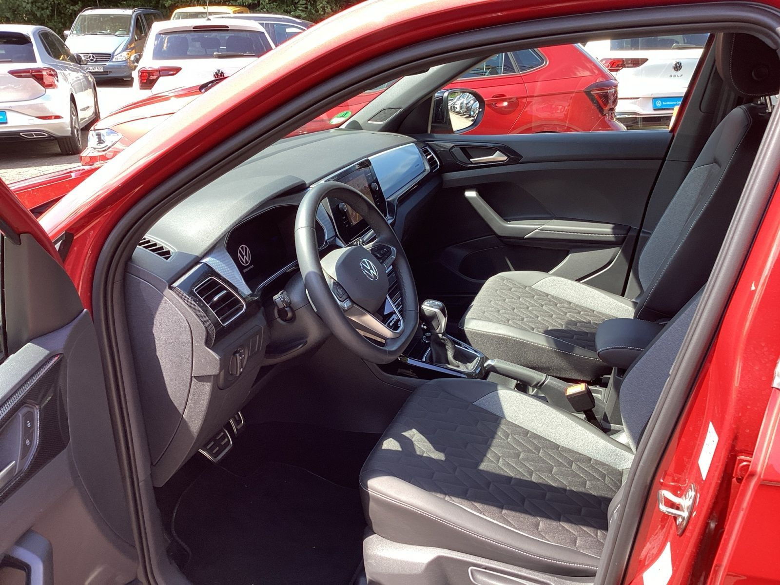 Volkswagen T-Cross - Bild 10