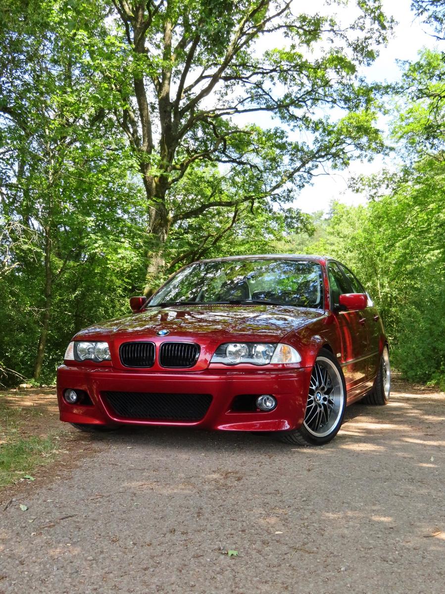 BMW 320