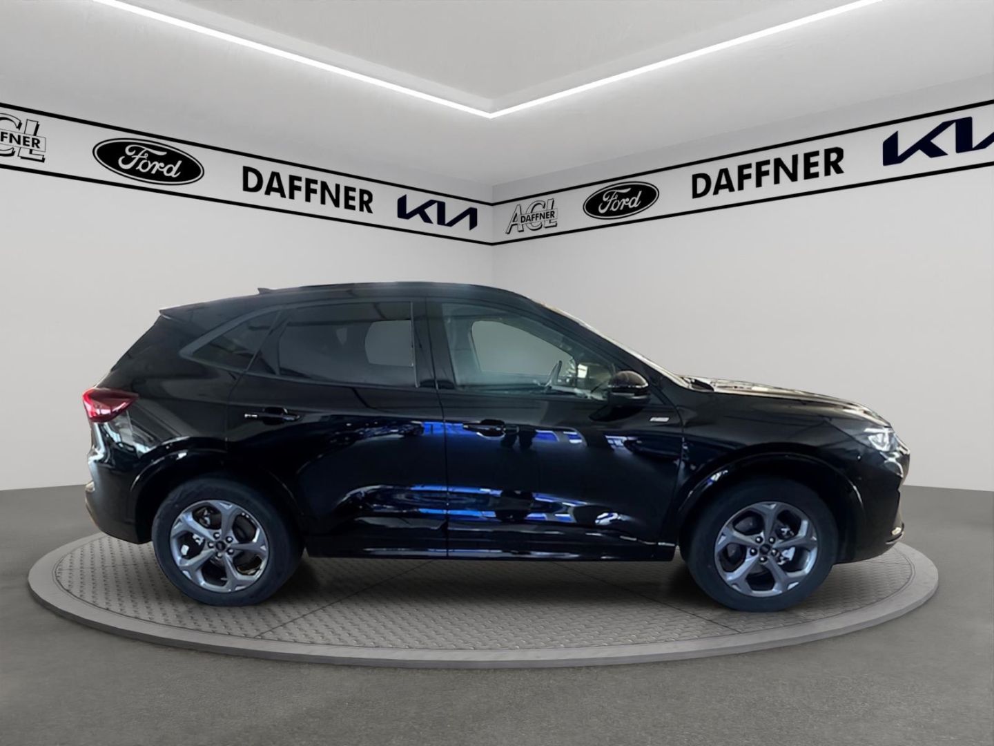 Fahrzeugabbildung Ford Kuga ST-Line Hybrid FHEV // Winter-Paket // Fahr