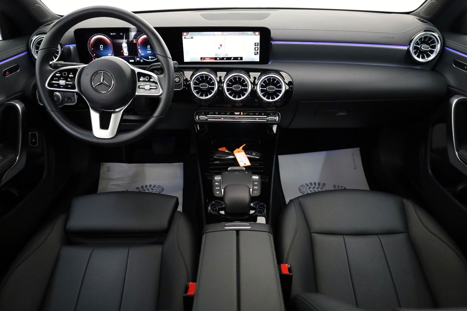 Fahrzeugabbildung Mercedes-Benz CLA 250e Progressive Coupe,Leder,Navi,LED,Kamera