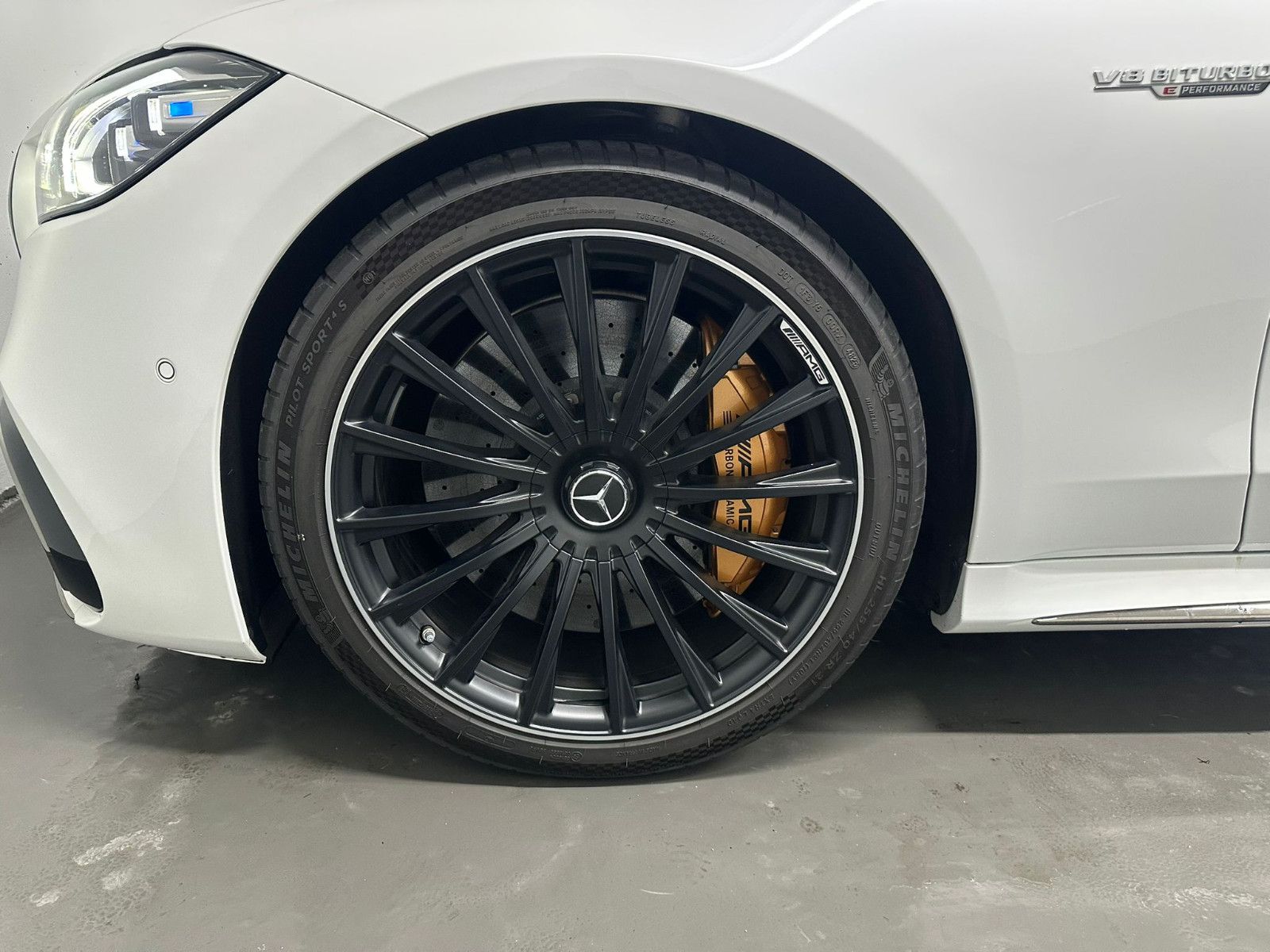 Fahrzeugabbildung Mercedes-Benz S 63 E Performance L  *KERAMIK*PANORAMA*TV*