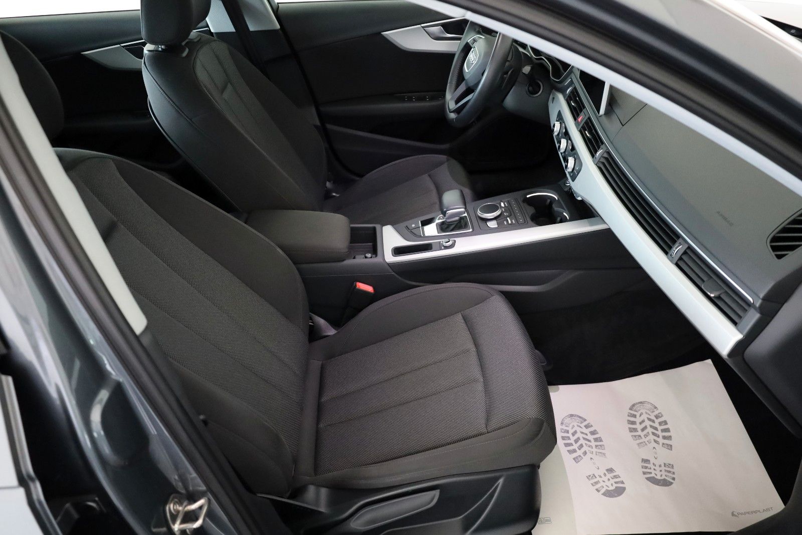 Fahrzeugabbildung Audi A4 Limusine,Automatik,Navi,Xenon,SH,Tempomat,PDC