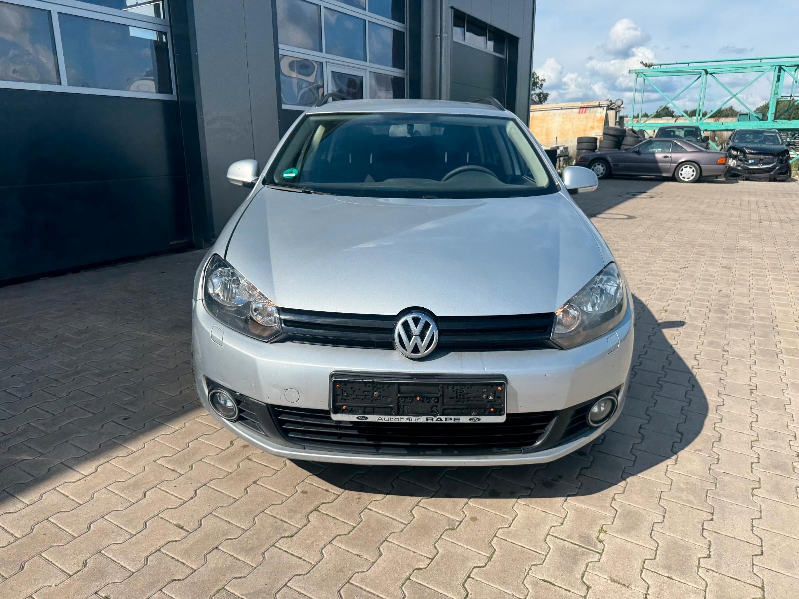 Volkswagen Golf 2011 — photo 8