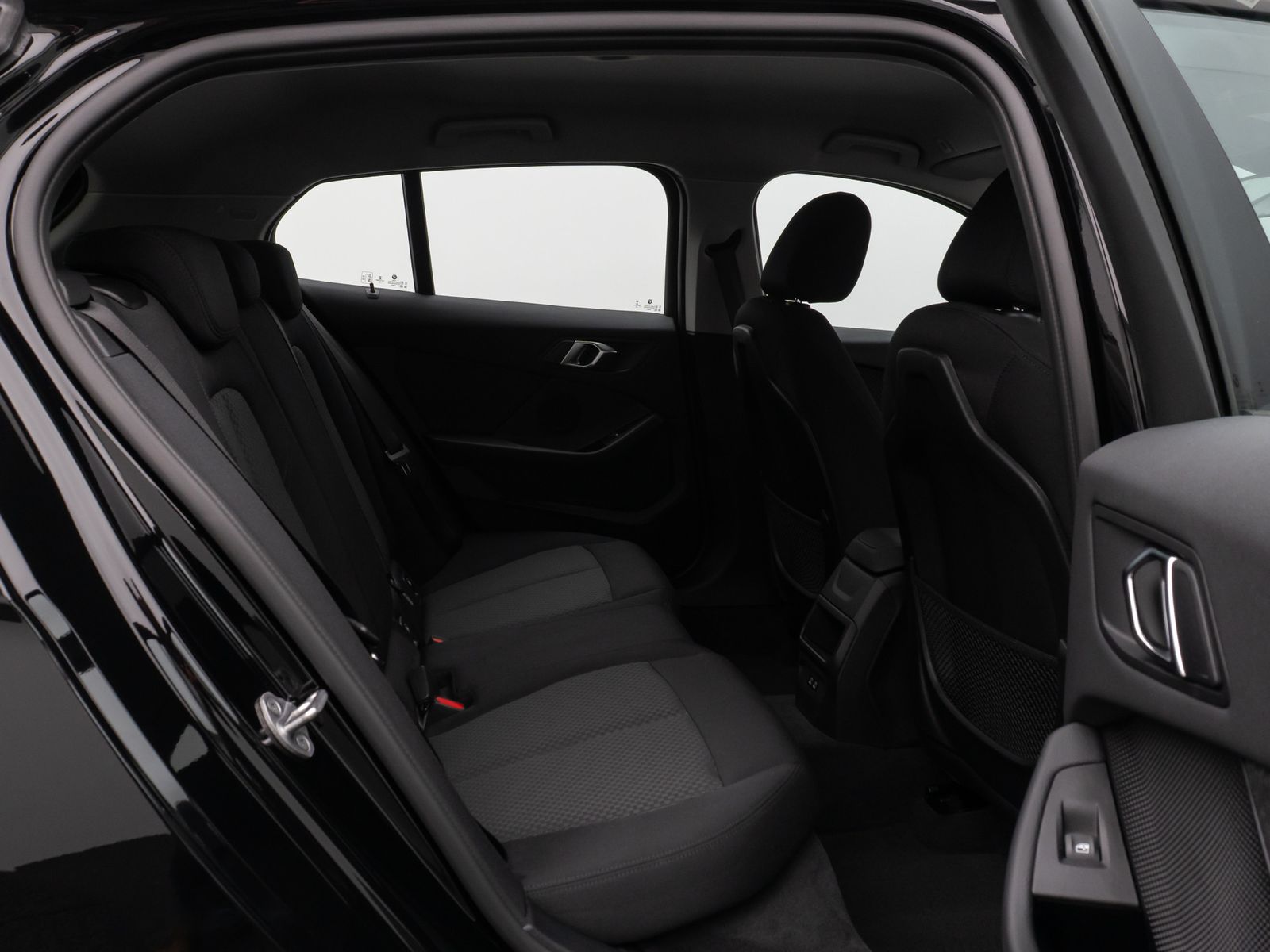 Fahrzeugabbildung BMW 118i DAB CockPitPro PDC LED Geschwindigkeitsreg