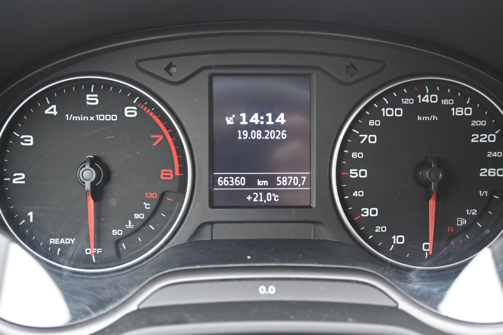 Fahrzeugabbildung Audi Q2 30 1.0 TFSI PDC*RFK*SHZG*LED*Allwetter*