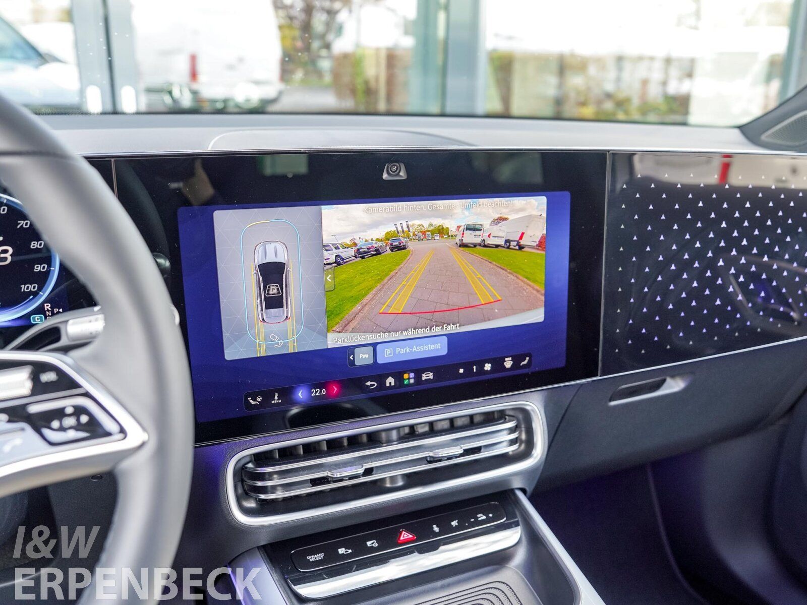 Fahrzeugabbildung Mercedes-Benz GLB 250+ *Night Paket*AHK*Winter Paket*THERMATIC