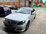 Mercedes-Benz C 220 CDI BlueEFFICIENCY | 45.800 km | AHK | PDC - silberne Mercedes-Benz 220