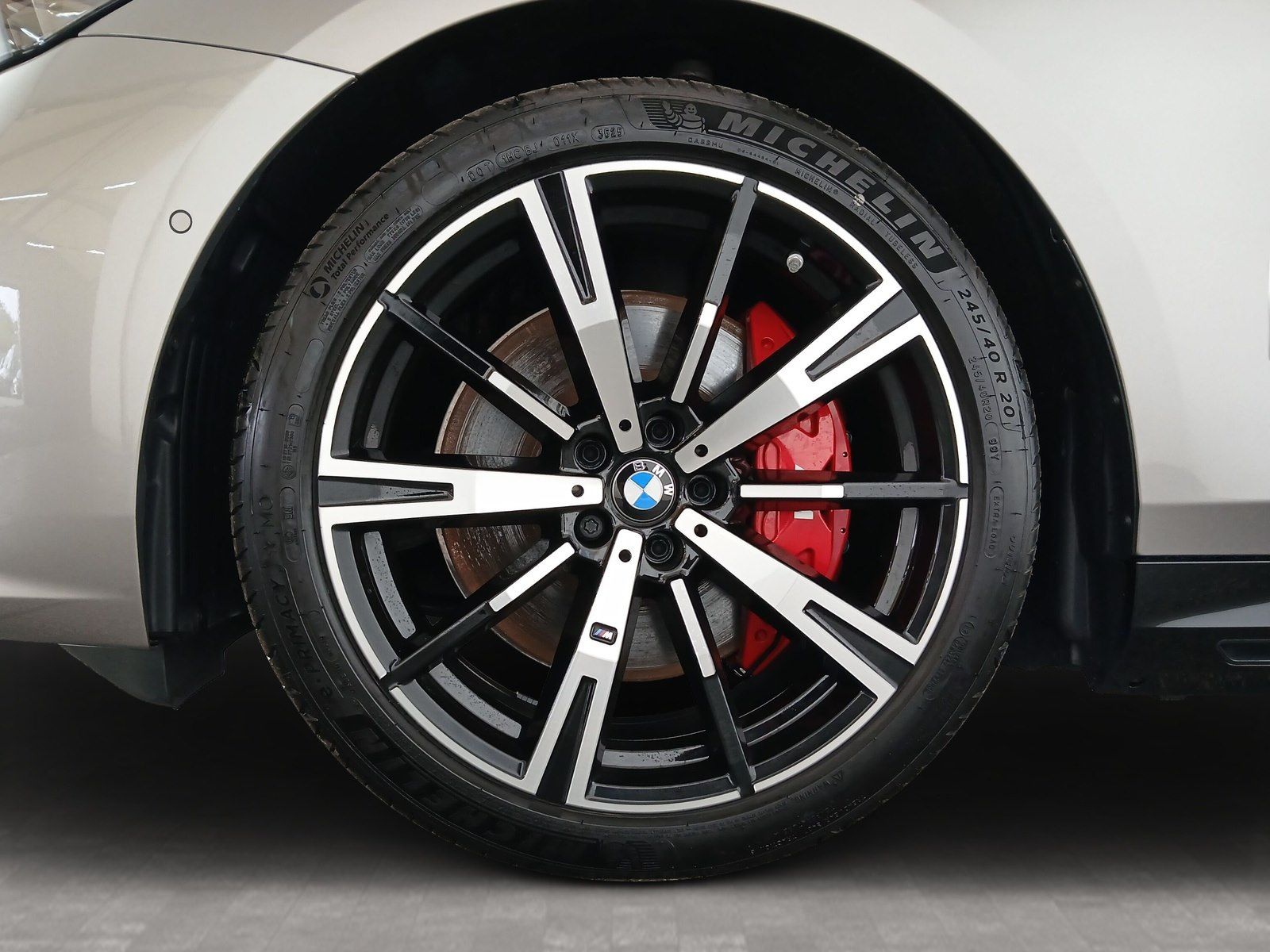 BMW i5 eDrive40 Tour MSportPro LiCoPr Autobahnassist foto 7