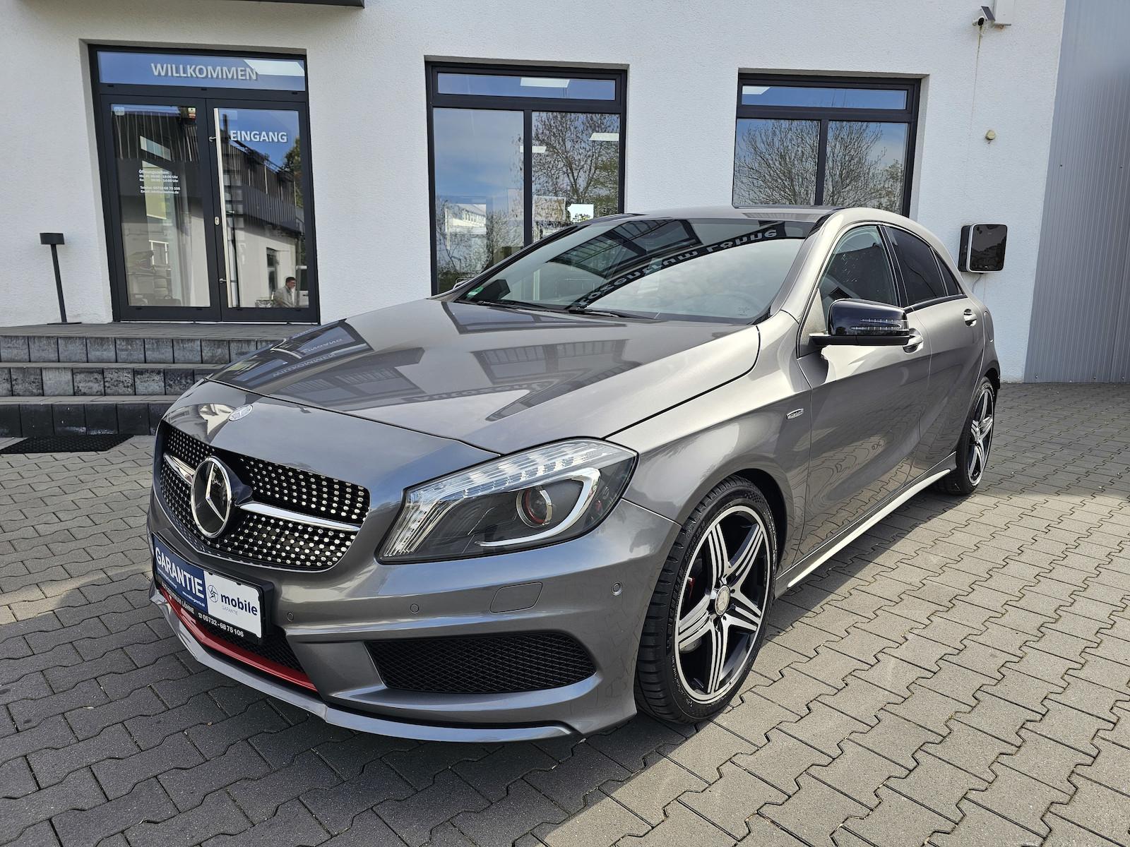 Mercedes-Benz A 250 AMG Sportpaket Alcantara RFK NAVI 2.HAND