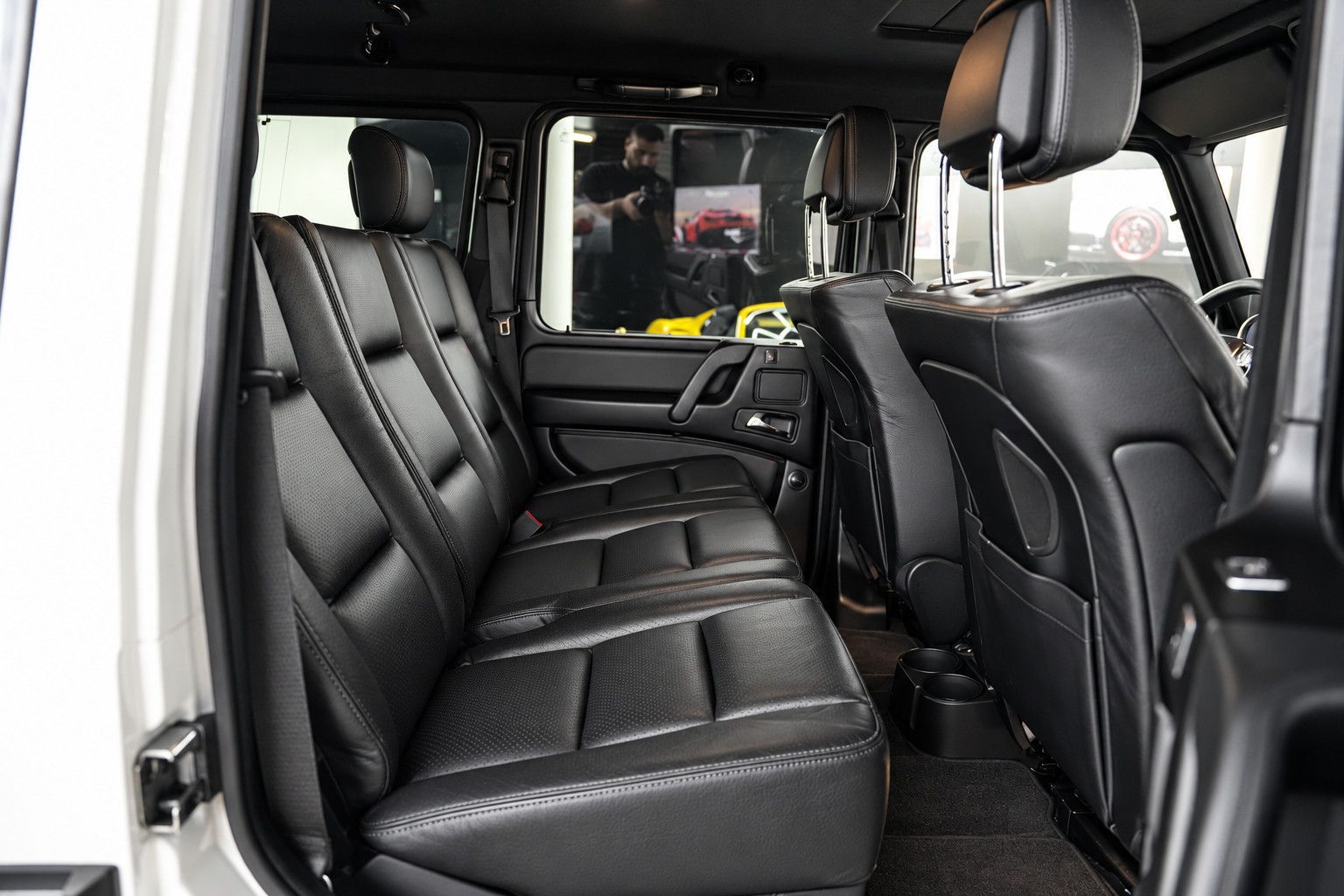 Fahrzeugabbildung Mercedes-Benz G 350 d*AMG*S-Dach*HarmanKardon*Memory*Sitzklima