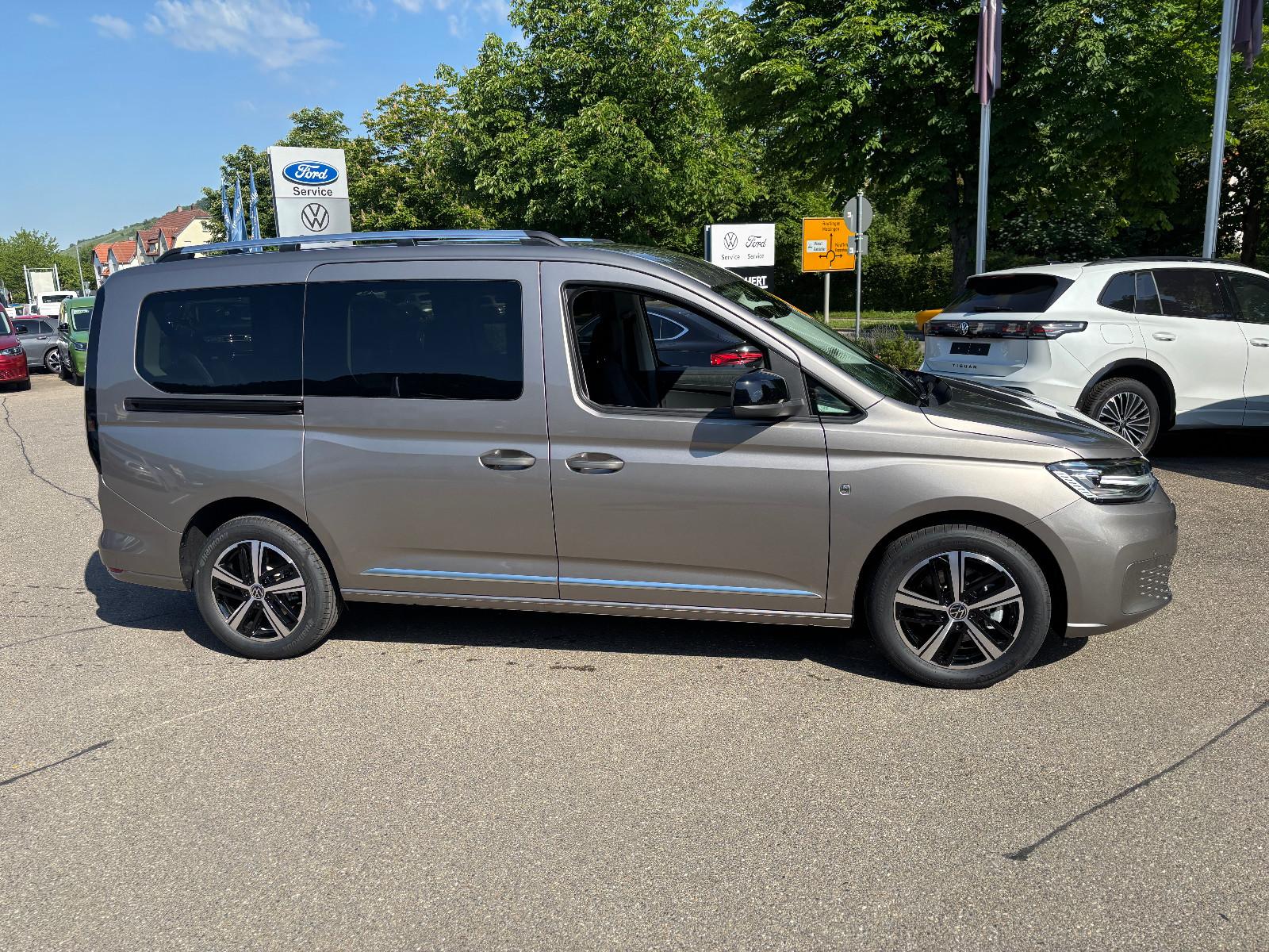 Volkswagen Caddy Maxi Style DSG 7-Sitzer - AHK