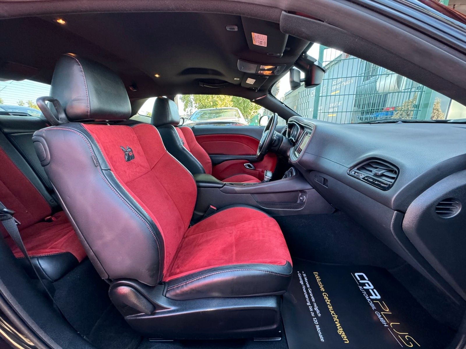 Fahrzeugabbildung Dodge Challenger 6.4 R/T 392 Black Edition Performance