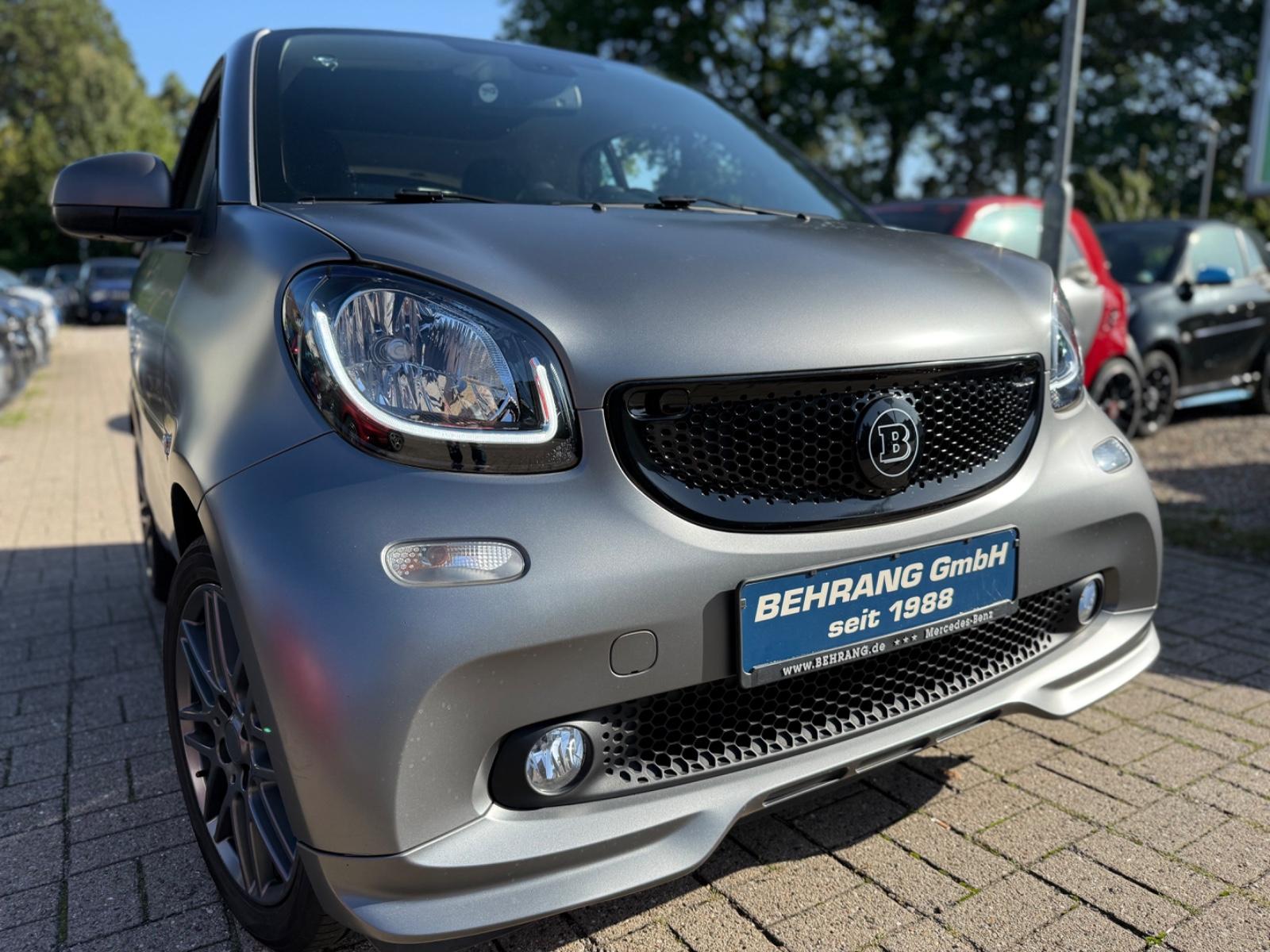 Smart ForTwo BRABUS*JBL*PANORAMA*KAMERA*NAVI*AMBIENTE*