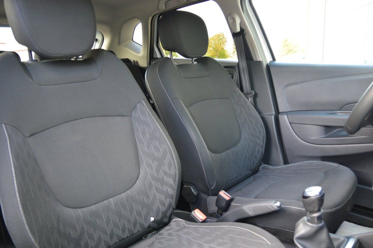 Fahrzeugabbildung Renault Captur   Limited SHZ Alu Ganzjahresreifen