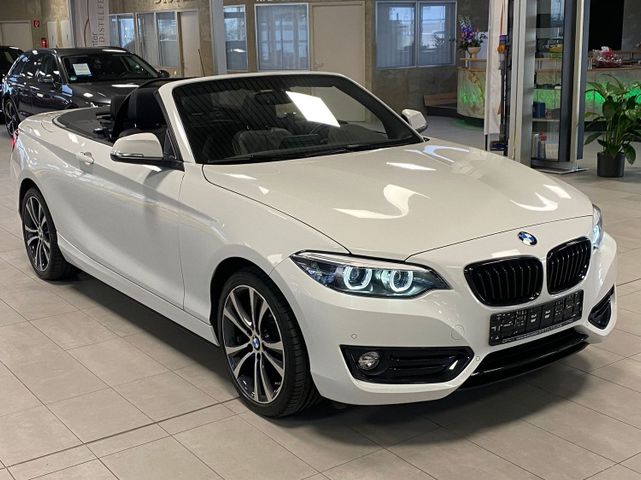 BMW 218 i Sport Line Leder LED DAB 1.Hand