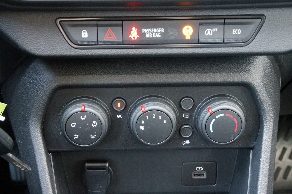 Fahrzeugabbildung Dacia Jogger Expression TCe 110 7-Sitzer