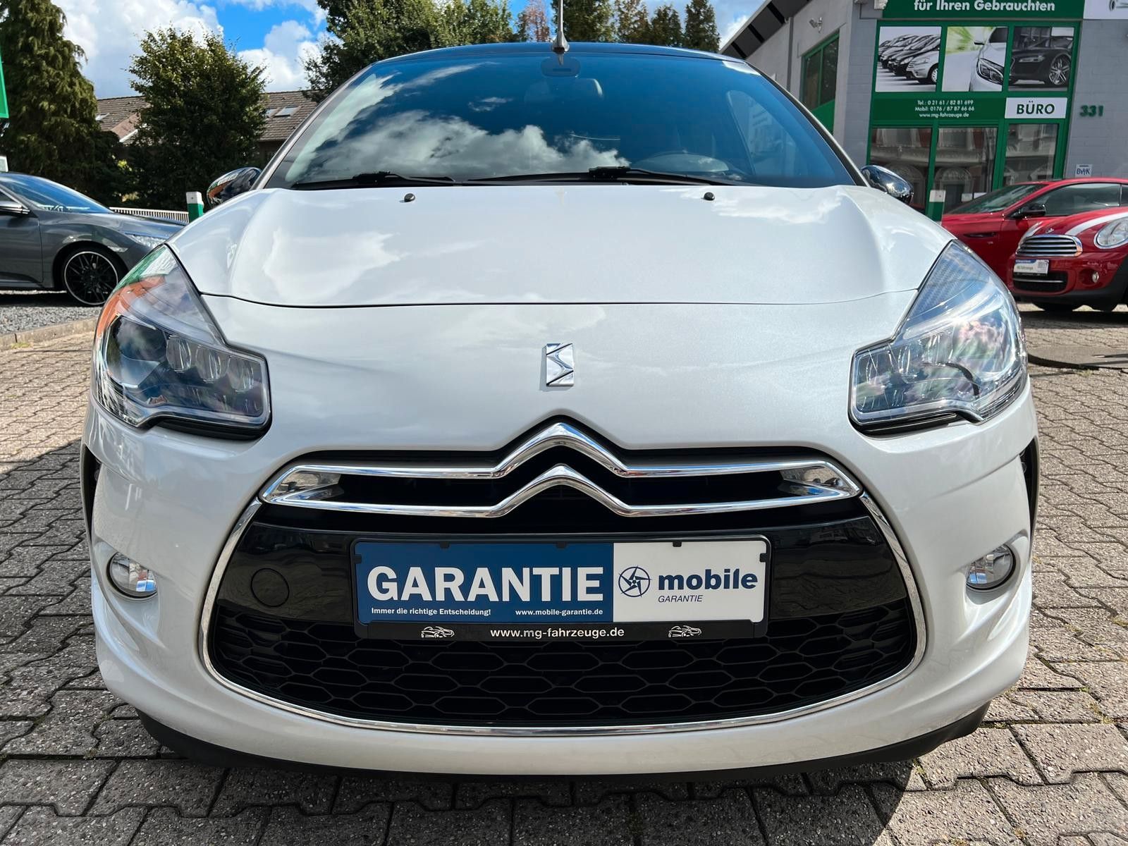 Fahrzeugabbildung Citroën DS3 Cabrio SoChic NAVI LED PDC 1-HAND