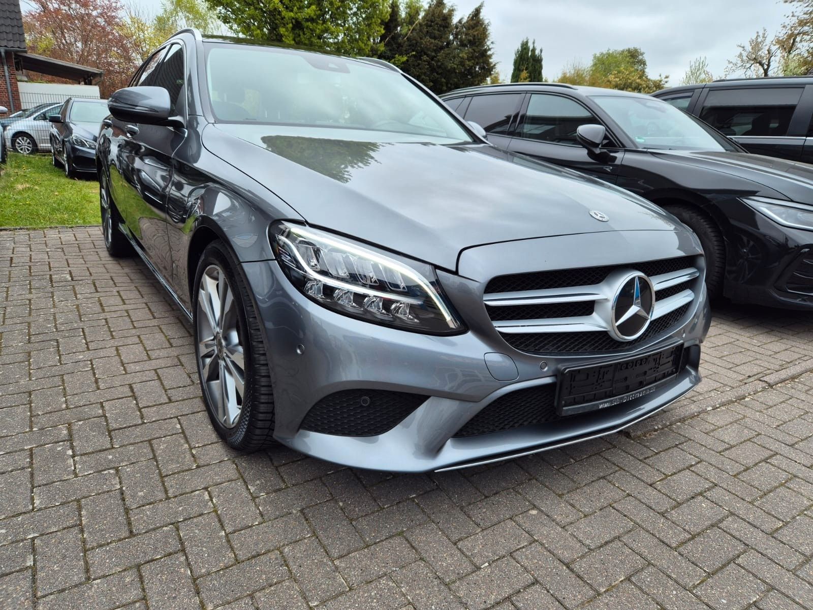 Mercedes-Benz C 300 T Hyb.Aut.Avantg.Pano.LED.Mopf.Navi.Kamera