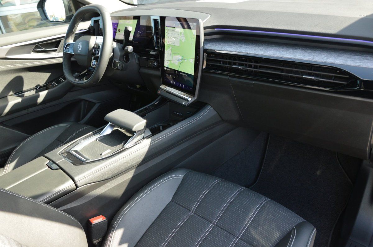 Fahrzeugabbildung Renault Austral Panoramadach Winterp. LED Techno