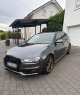 Audi S4 3.0 TFSI S tronic quattro Avant - NAVI - AHK  - Audi S4 mit Benzin-Antrieb: Kombi