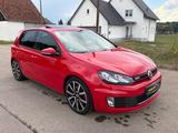 Volkswagen Golf VI GTI adidas - Volkswagen Golf: GTI Adidas