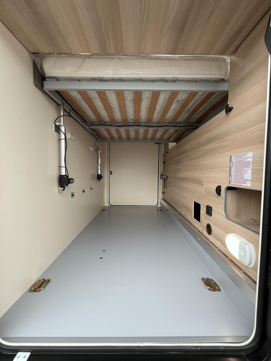 Fahrzeugabbildung NobelART T 6000 Ford