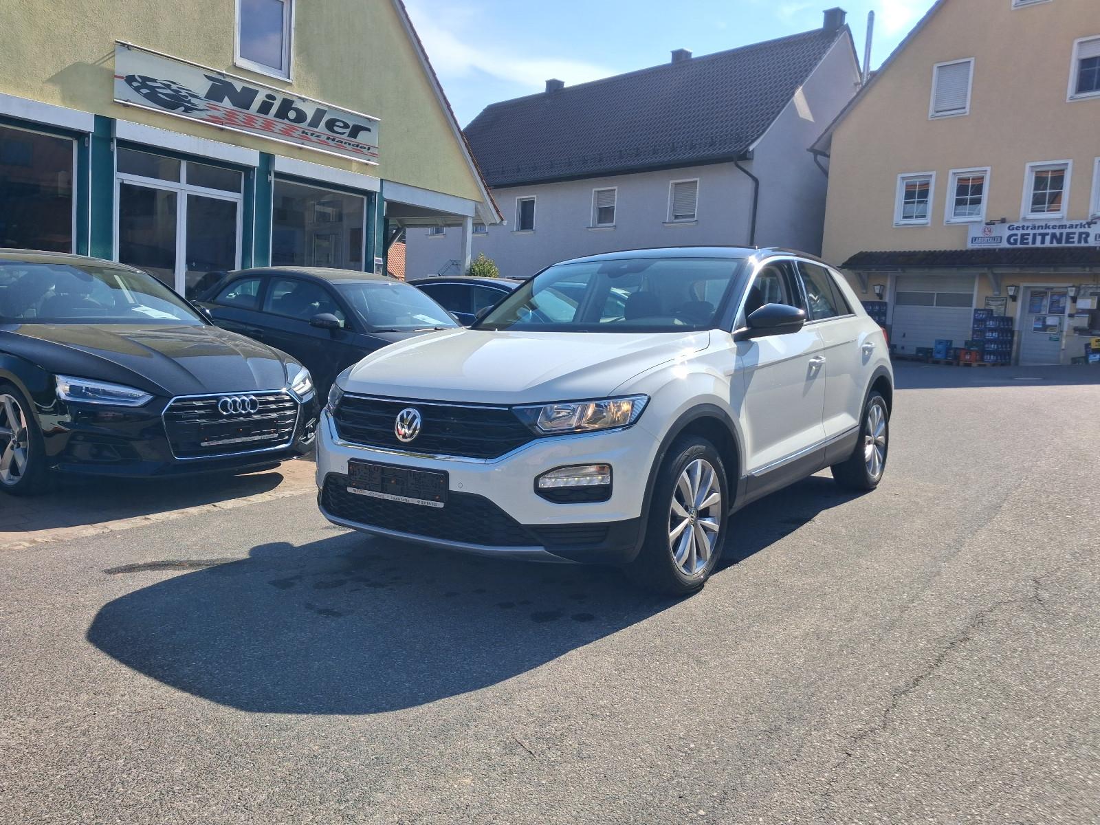 Volkswagen T-Roc 1.5 TSI Style AHK+PDC+BLUETOOTH+SITZHZ.