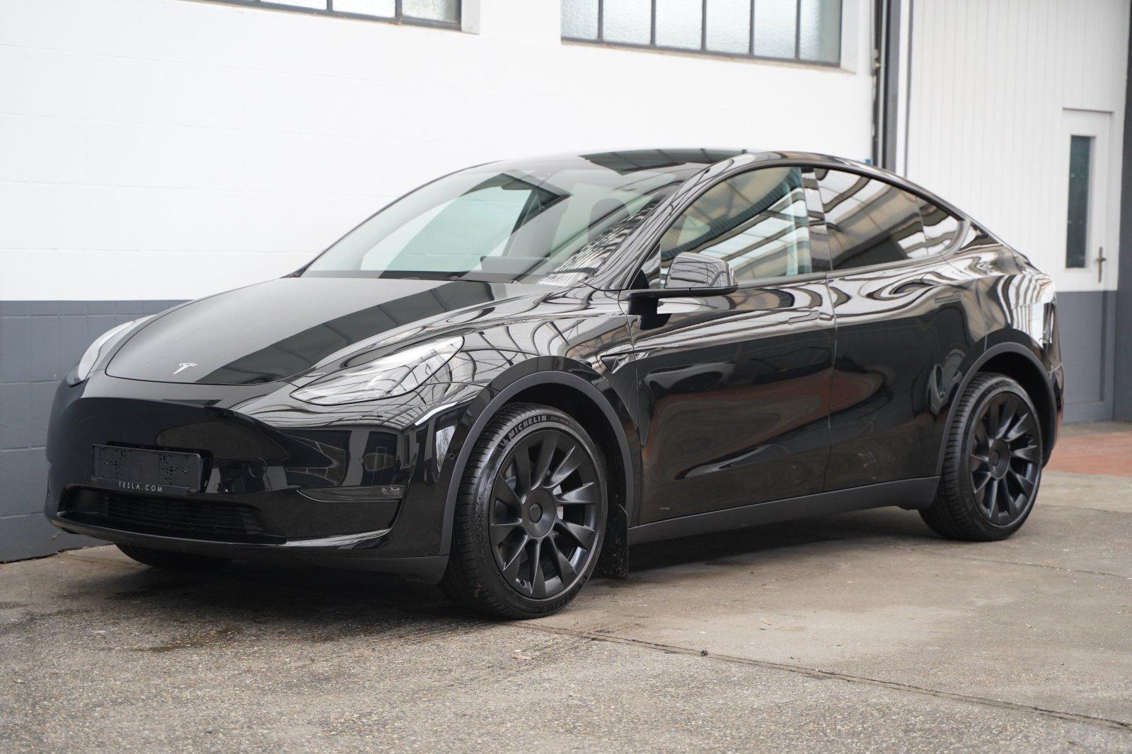 Tesla Model Y Long Range AWD *20-Zoll*innen weiß*