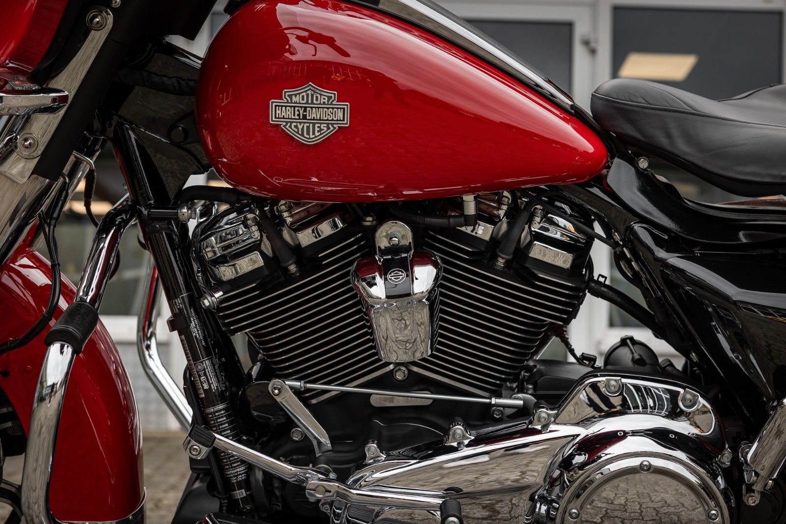 Fahrzeugabbildung Harley-Davidson FLHTP Electra Glide Standard - Firefighter