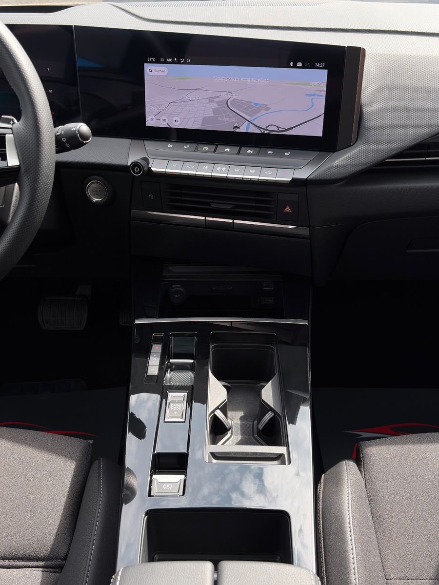 Fahrzeugabbildung Opel Astra ST 1.2 Turbo GS HuD 360° LHZ IntelliDrive
