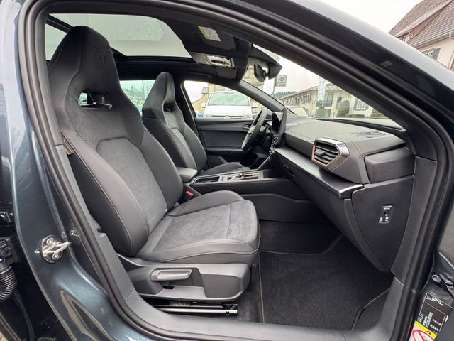 Leon ST VZ 2.0TSI 333PS DSG 4WD ACC/AHK/PANO/LED