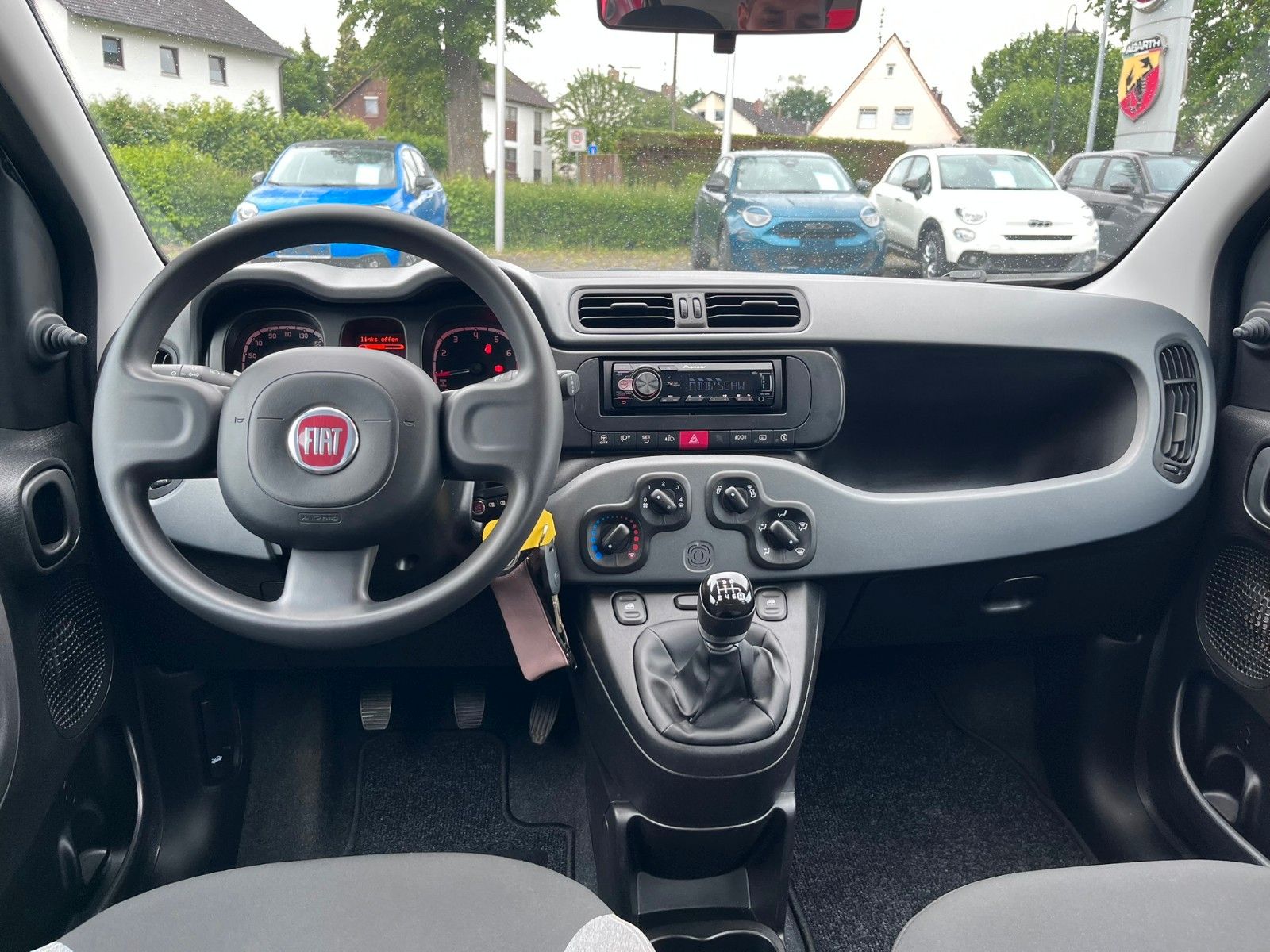Fahrzeugabbildung Fiat Panda Cross City Plus Hybrid