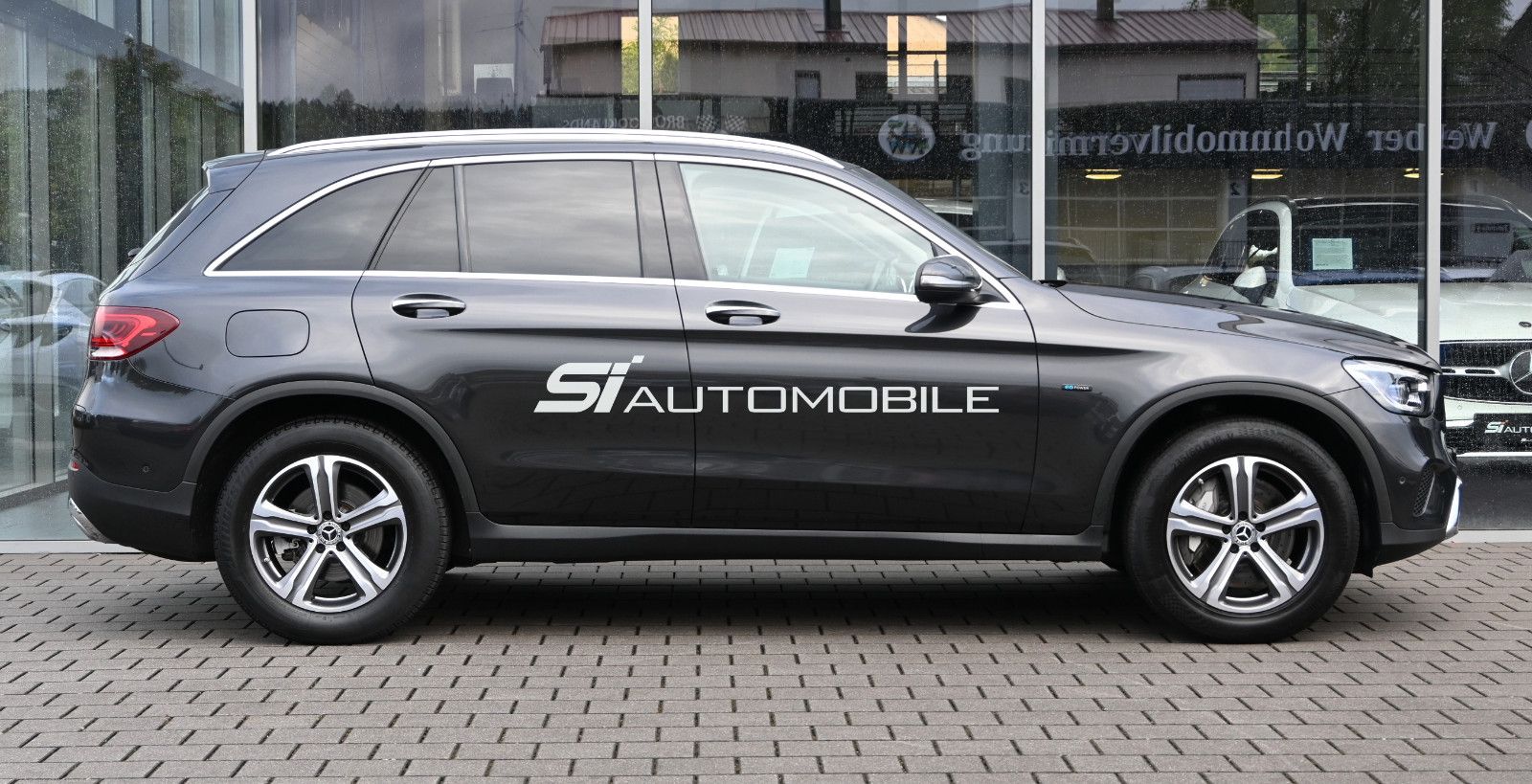 Fahrzeugabbildung Mercedes-Benz GLC 300 de 4MAT. °ACC°AHK°AIRMATIC°HUD°KEYLESS°