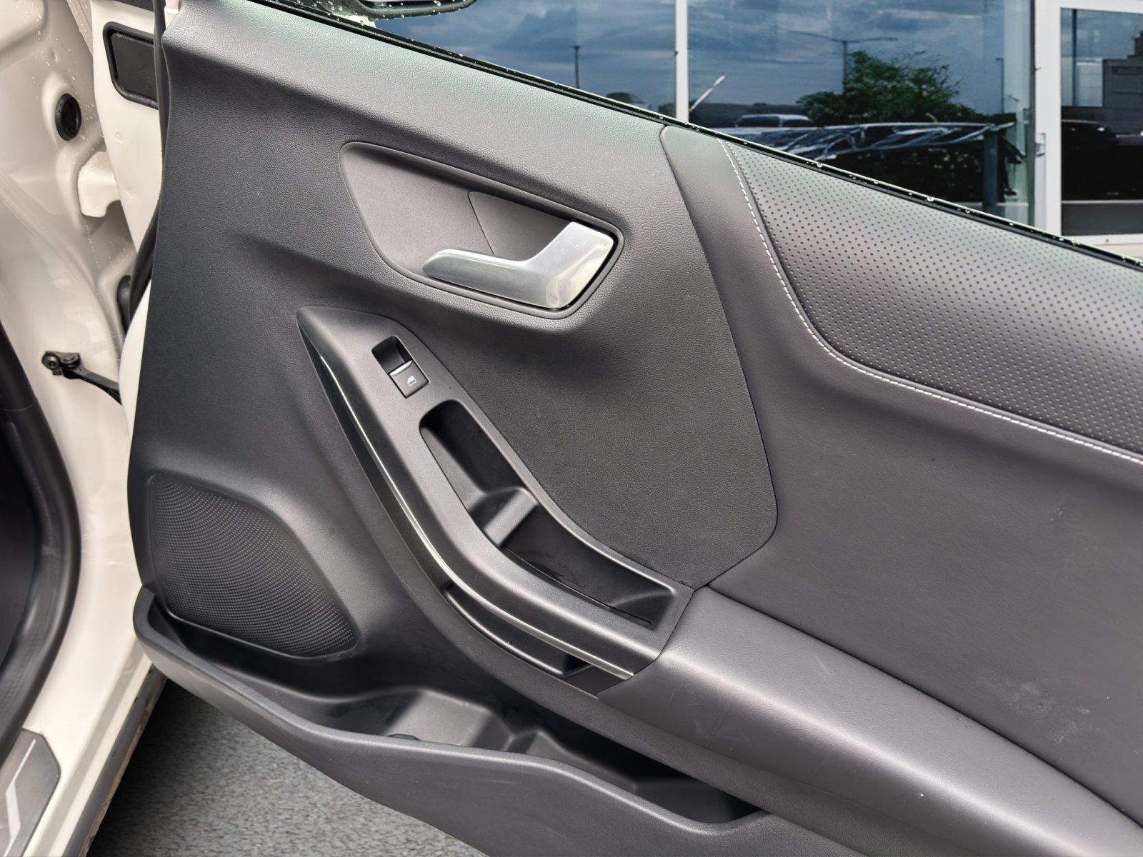 Fahrzeugabbildung Ford Puma  ST-Line Vignale