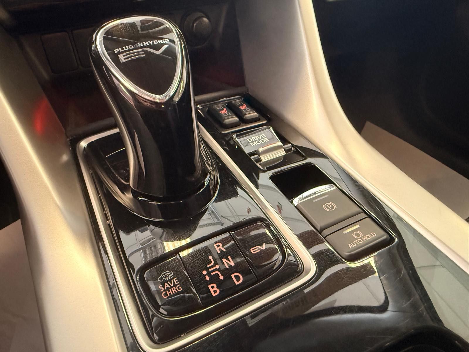 Fahrzeugabbildung Mitsubishi Eclipse Cross Hybrid 4WD /AHK/KAMERA/KLIMA