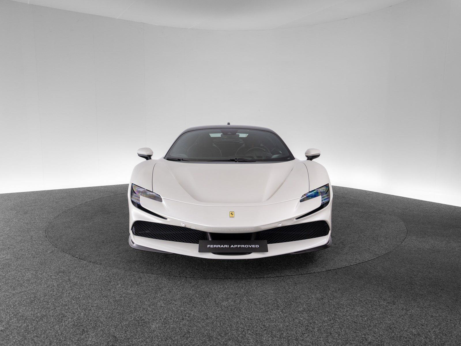 Ferrari SF90 Stradale ASSETTO FIORANO imagem 2