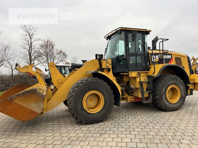 CAT 950M