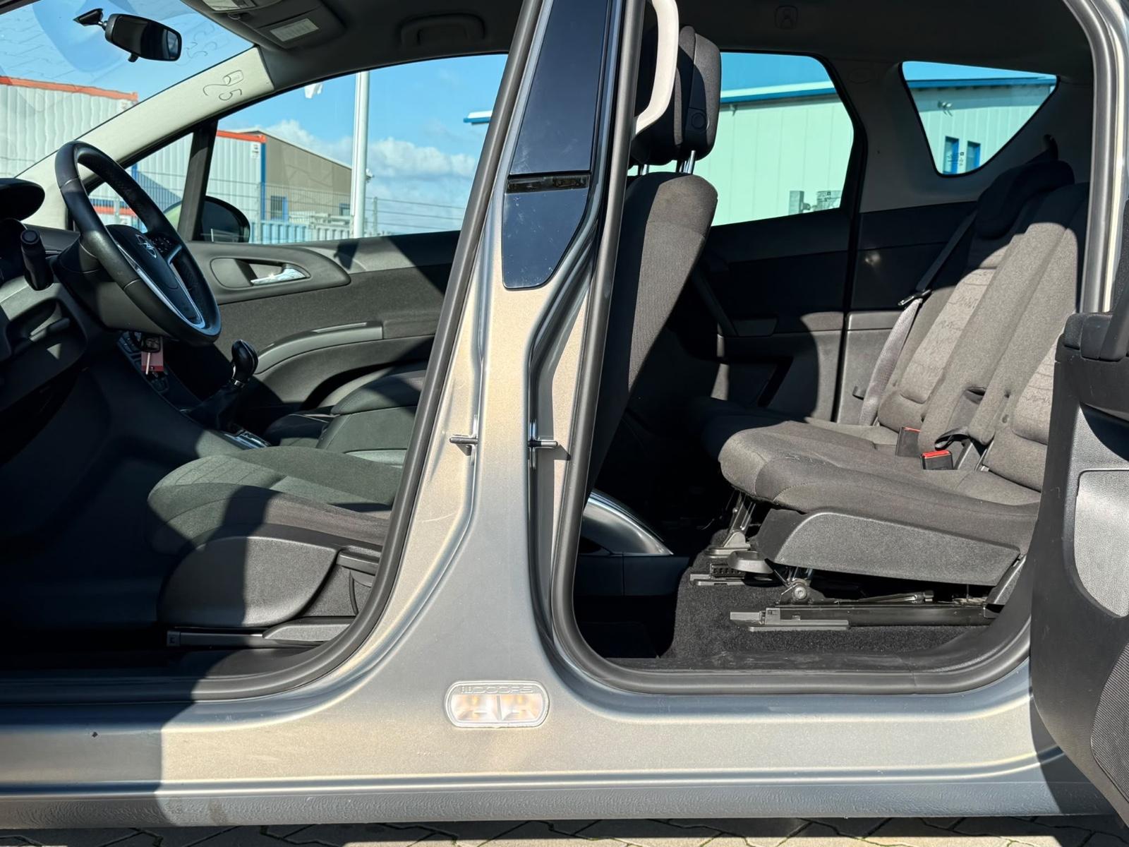 Opel Meriva 2012 — photo 9