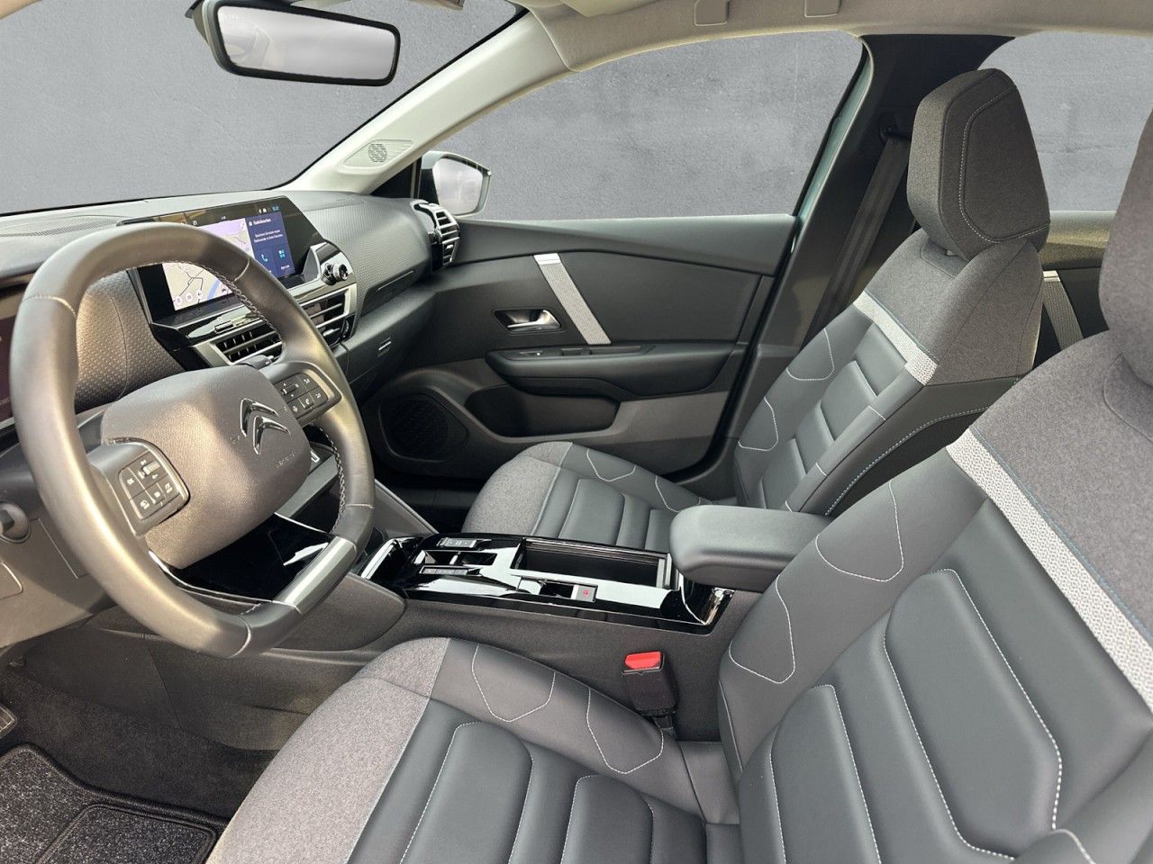 Fahrzeugabbildung Citroën C4 PureTech 130 S&S EAT8 Shine