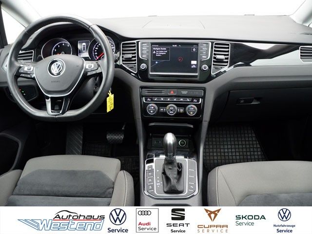 Fahrzeugabbildung Volkswagen Golf Sportsvan Highline 1.4l TSI 110kW DSG Pano